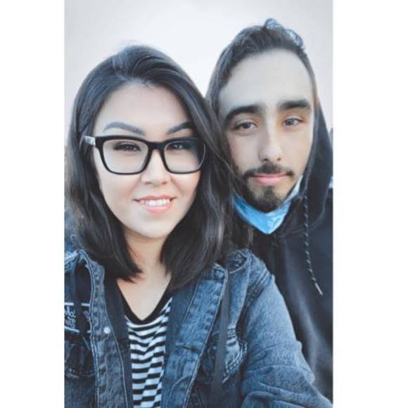 Meet your Posher, Tia - Picture 1 of 1